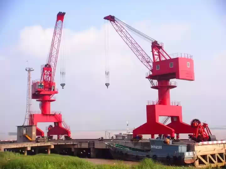 Floating Dock Crane