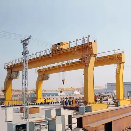 L typed Single Girder Hook Gantry Crane with a winch